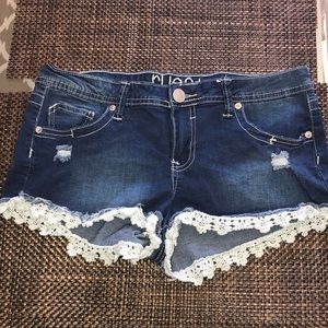 Mini shorts